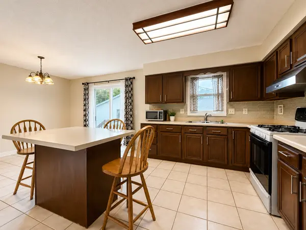 5250 W 9th ST, Winona, MN 55987