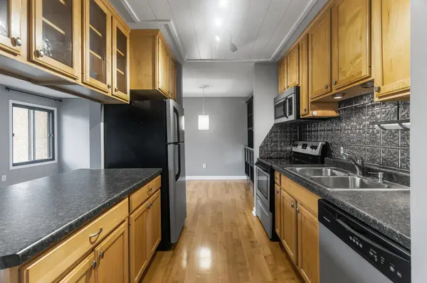 4110 Rahn RD #223, Eagan, MN 55122