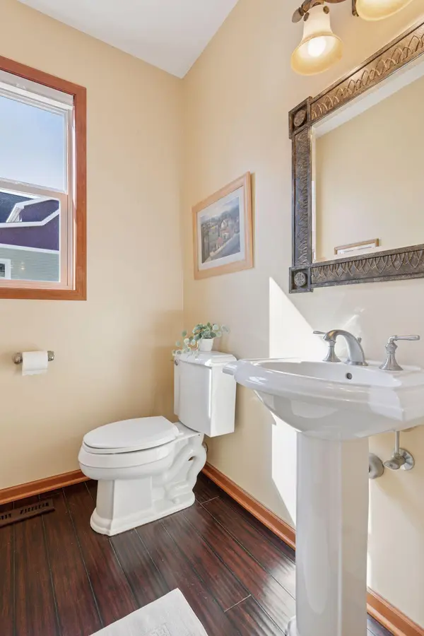 2536 N Saunders Lake DR, Minnetrista, MN 55364