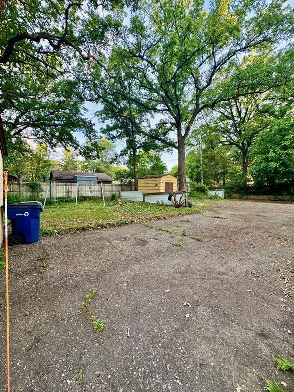 1537 11th AVE SE, Saint Cloud, MN 56304