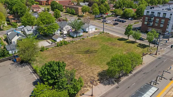 1347 University AVE W, Saint Paul, MN 55104