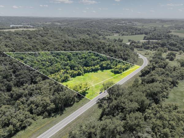 56160 County Road 21, Mazeppa, MN 55956