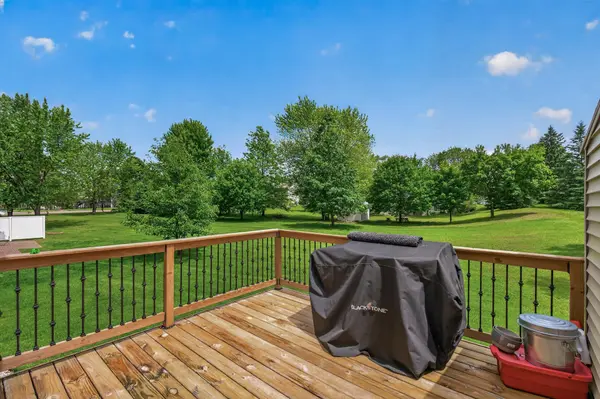 13776 Dorothy DR, Rogers, MN 55374