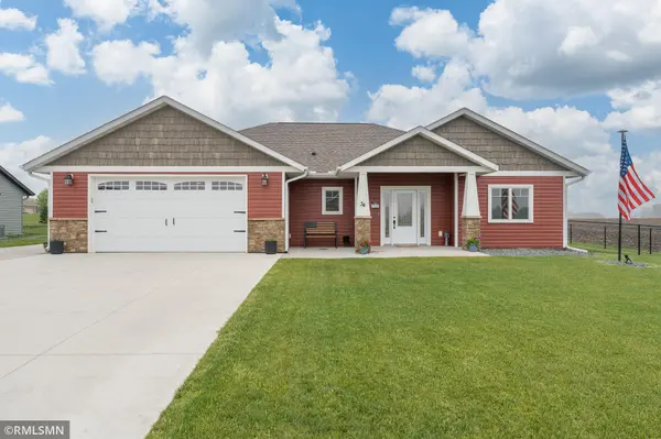 34 Evergreen LN, Madison Lake, MN 56063