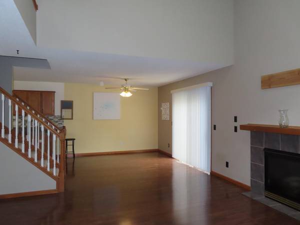 5439 Fawn CT SE, Prior Lake, MN 55372