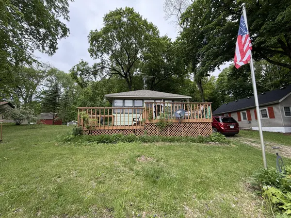 6271 French Lake PATH, Faribault, MN 55021