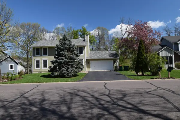 5410 S Park DR, Savage, MN 55378