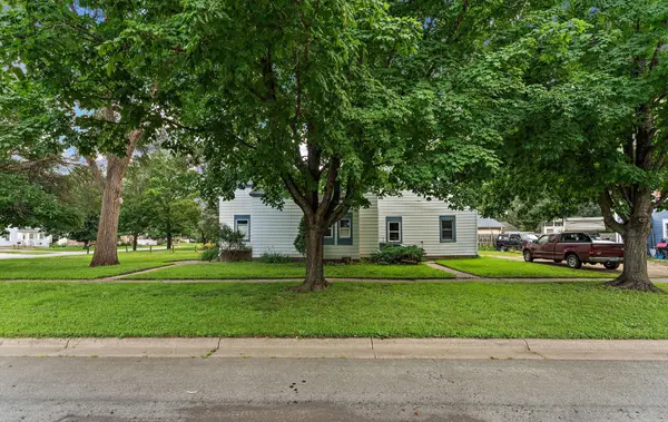 600 Oak ST, Farmington, MN 55024