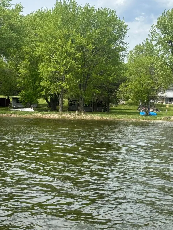 31510 Landing DR, Dent, MN 56528