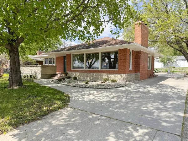 1020 W Lincoln AVE, Fergus Falls, MN 56537