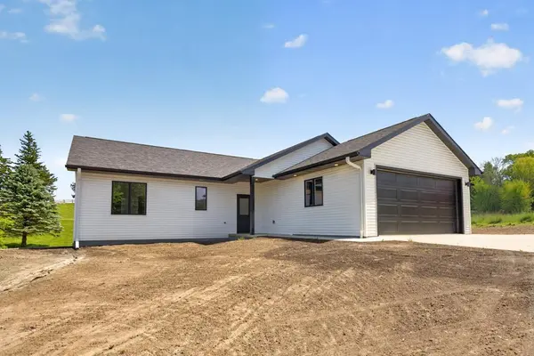 416 Parkside DR SE, Preston, MN 55965
