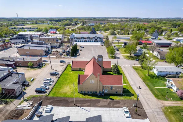 112 W Main ST, Battle Lake, MN 56515