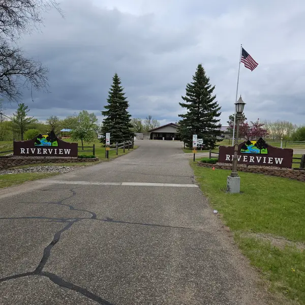 1540 S US 59 HWY S #702, Detroit Lakes, MN 56501