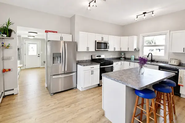 150 Broadway AVE S, Cokato, MN 55321