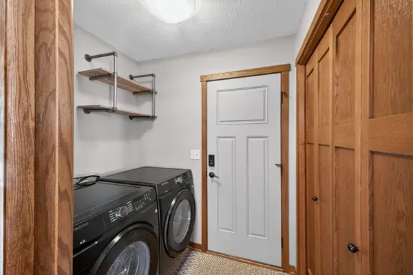 4201 Dodge LN NE, Rochester, MN 55906