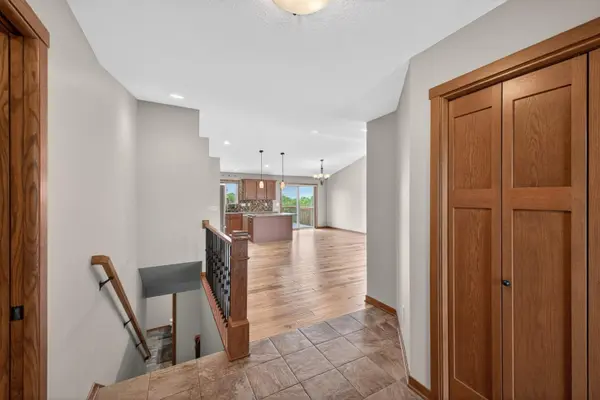 4201 Dodge LN NE, Rochester, MN 55906