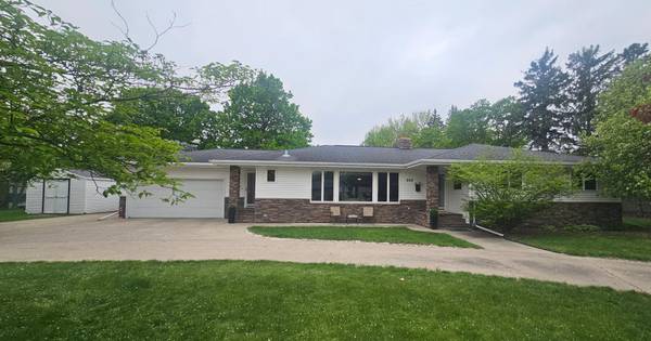 225 Wegener DR, Breckenridge, MN 56520