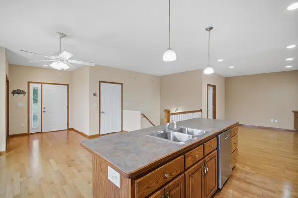 414 4th AVE SE, Lonsdale, MN 55046