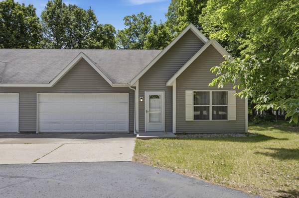 331 Maple Ridge CT, Detroit Lakes, MN 56501