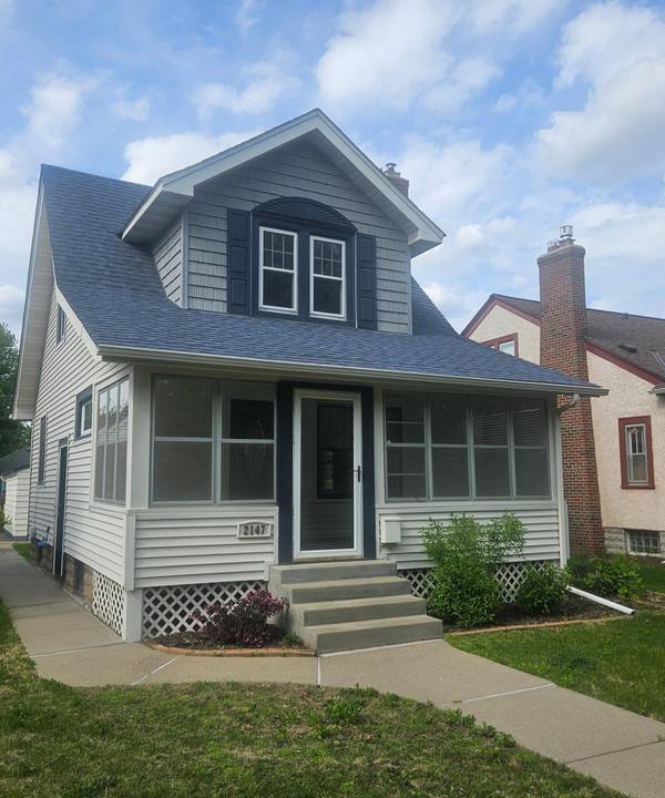 2147 Juliet AVE, Saint Paul, MN 55105
