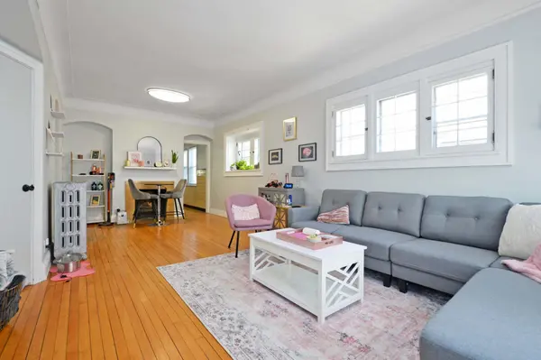 3324 Hennepin AVE, Minneapolis, MN 55408