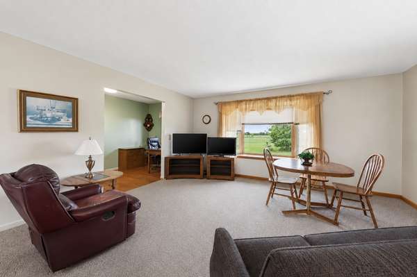 7725 Dolphin RD, Princeton, MN 55371