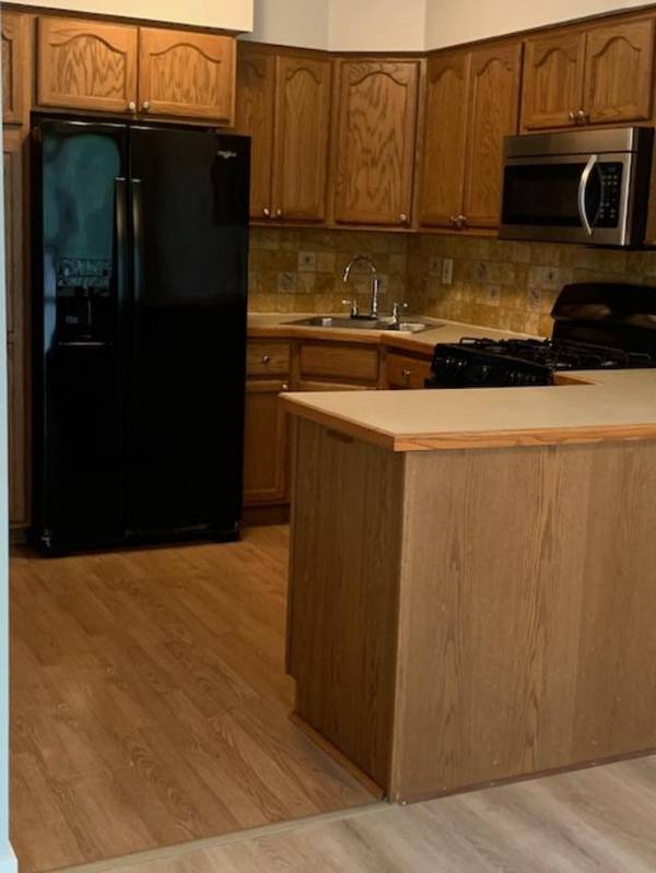 6908 Unity AVE N, Brooklyn Center, MN 55429