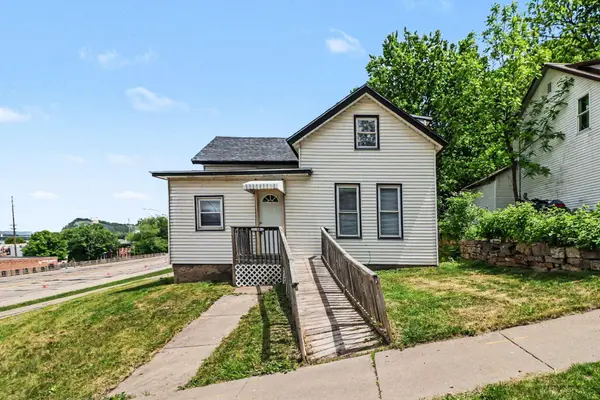 319 Buchanan ST, Red Wing, MN 55066