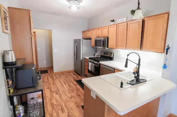 9467 Golden Eagle LN, Monticello, MN 55362