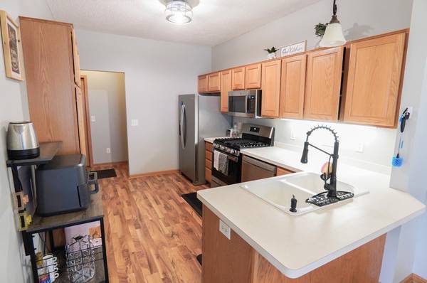 9467 Golden Eagle LN, Monticello, MN 55362