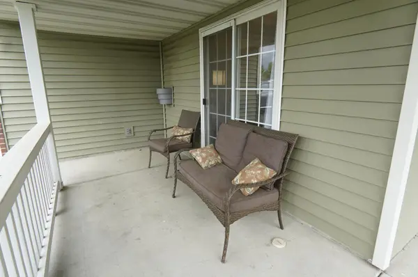 9467 Golden Eagle LN, Monticello, MN 55362