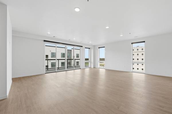 300 Main AVE #502, Fargo, ND 58103
