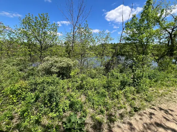 513 Old Bench ST, Red Wing, MN 55066