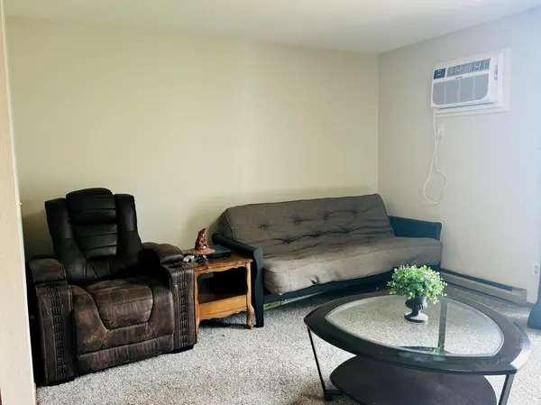 7675 142nd ST W #215, Apple Valley, MN 55124