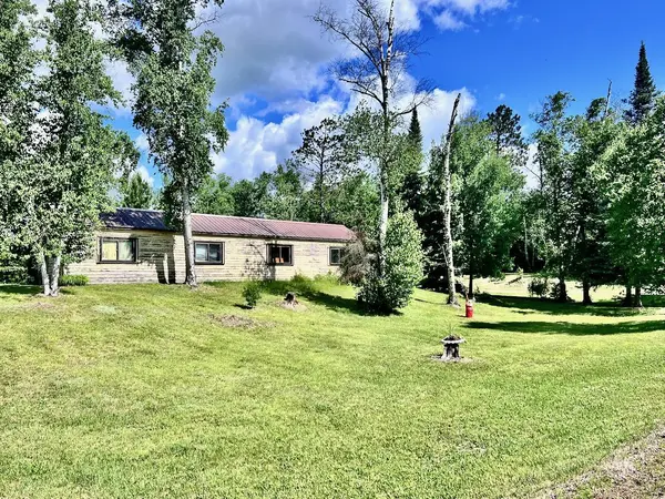 8931 Palm Road, Britt, MN 55710