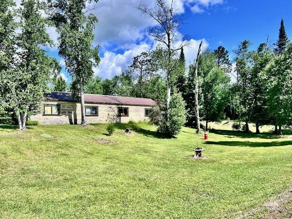 8931 Palm Road, Britt, MN 55710