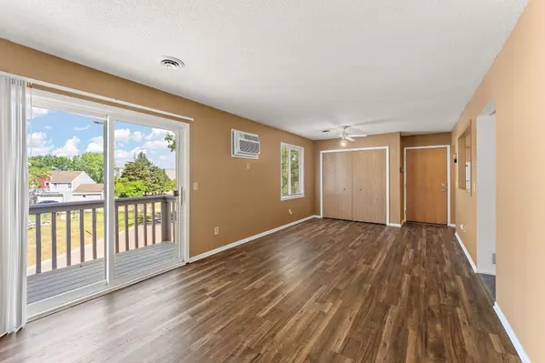 949 Wescott TRL #201, Eagan, MN 55123