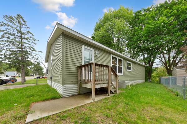 12270 Geneva WAY, Apple Valley, MN 55124