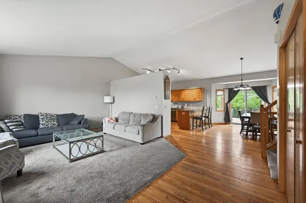 10035 Fallgold Pkwy N, Brooklyn Park, MN 55443