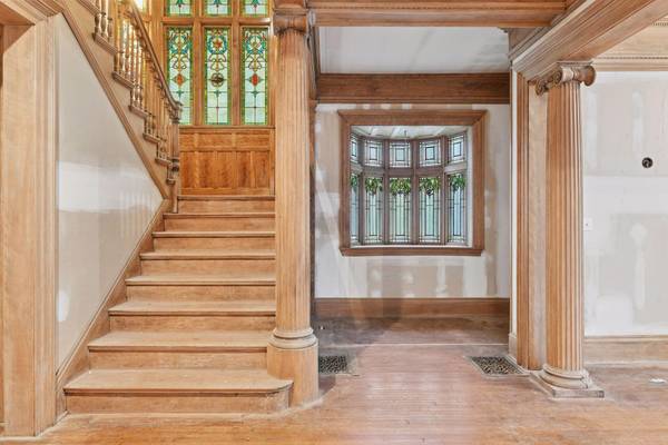 1820 Colfax Avenue S, Minneapolis, MN 55403
