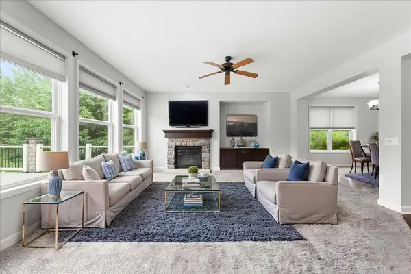 3308 Arden DR, Woodbury, MN 55129