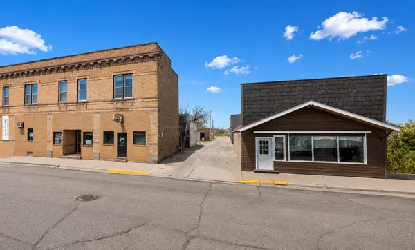 111 WABASHA AVE NE, Warroad, MN 56763