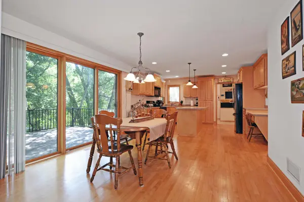 1470 N Mary ST N, Maplewood, MN 55119