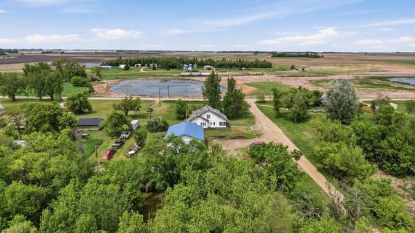 206 East ST S, Stirum, ND 58069
