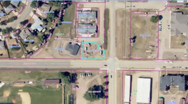 460 12 1/2 ST NE, Valley City, ND 58072