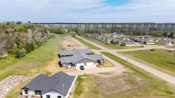 460 12 1/2 ST NE, Valley City, ND 58072