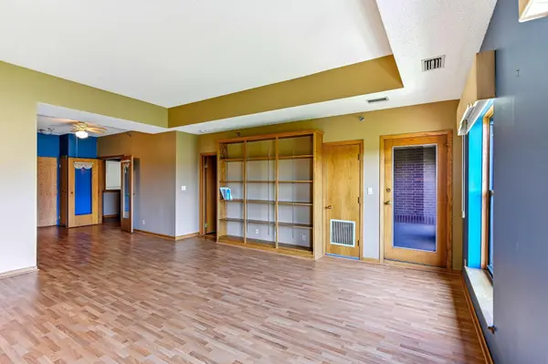 198 6th ST E #601, Saint Paul, MN 55101