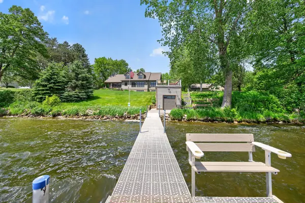 12892 Bass TRL, Sauk Centre, MN 56378
