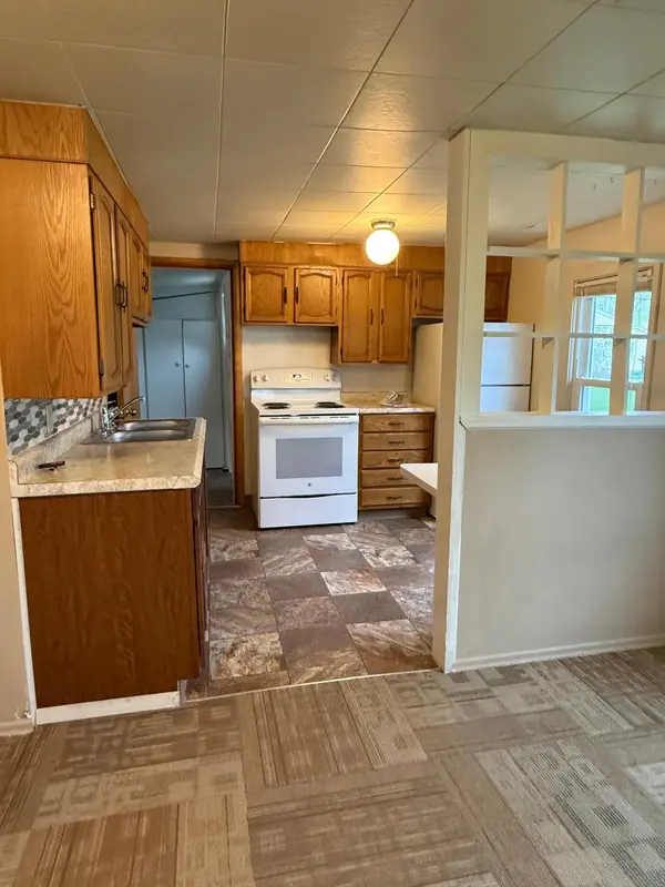 336 W Main ST W, Mayville, ND 58257