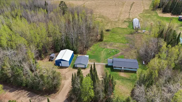 11128 Johnson RD, Chisholm, MN 55719